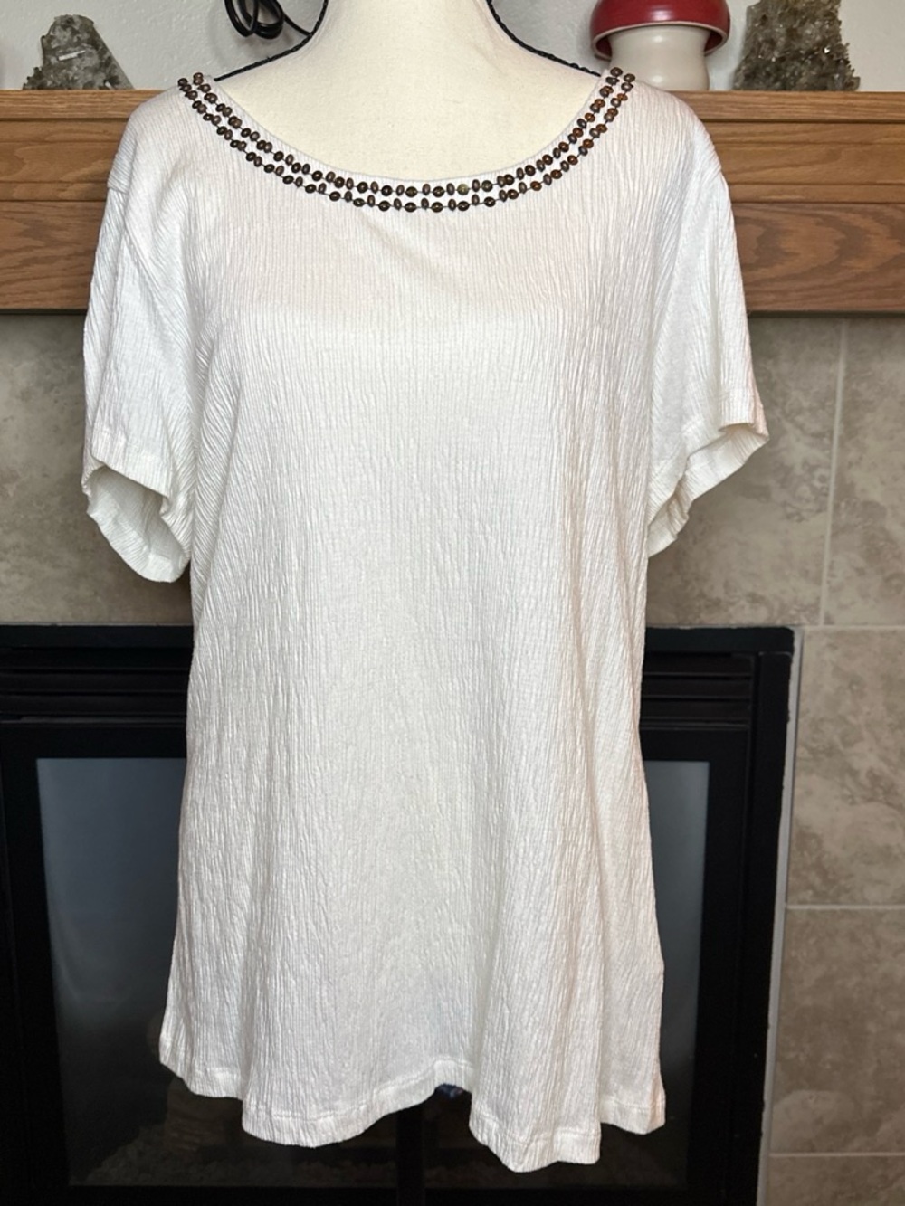 Sag Harbor XL White Short Sleeve Crinkle Top Sequin Beaded Scoop Neck Shirt